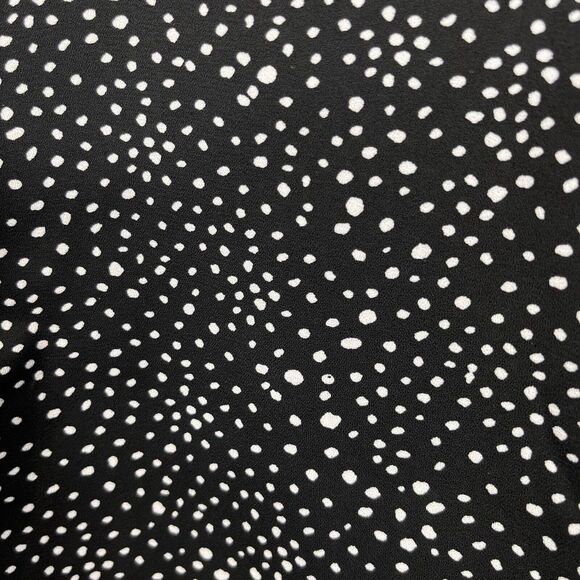 Torrid Black Polka Dot Georgette Pintuck Button-Front Blouse Size 5X - Picture 8 of 13